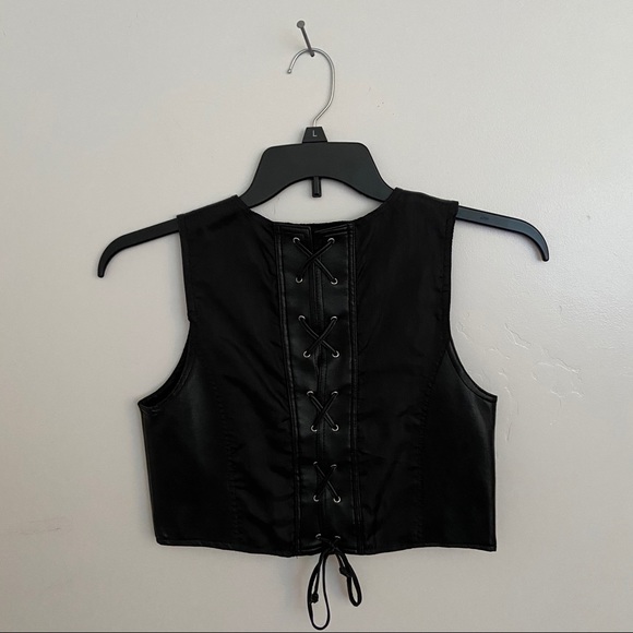Black faux leather vest - Picture 2 of 4